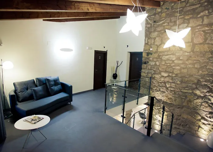 Hotel Restaurante Masia La Torre 2*